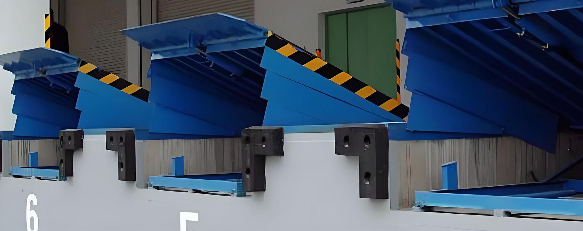 固定式登車橋、移動(dòng)式登車橋